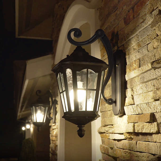 Koda Outdoor Wall Lantern